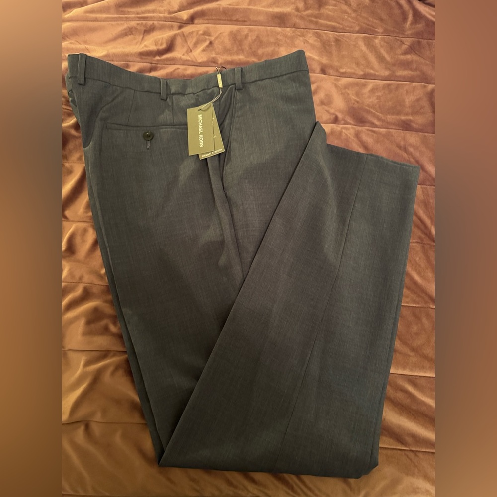🆕Michael Kors dress pants, size 40/32